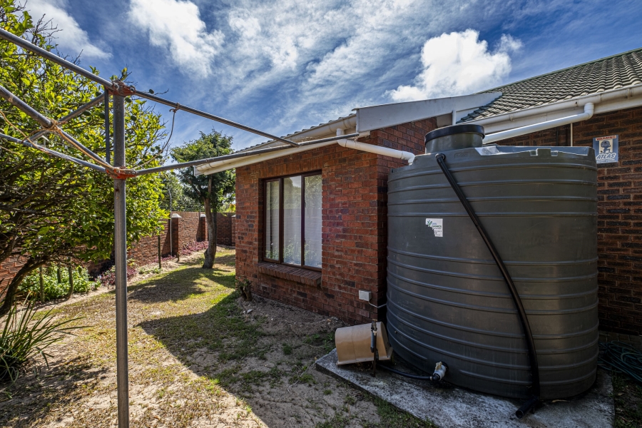 3 Bedroom Property for Sale in Summerstrand Eastern Cape